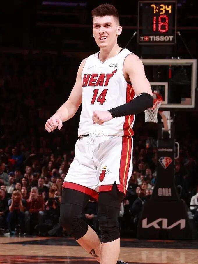 时代是一部 时代是一部