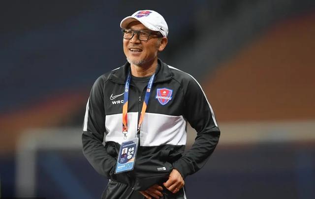 的带领下 的带领下