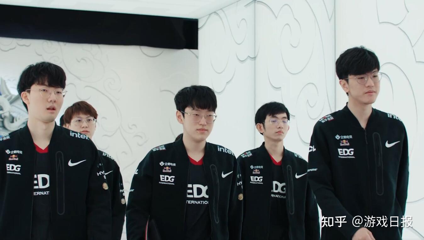 丁文一在新 丁文一在新